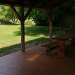 Gesztenye Vendeghaz Διαμέρισμα Ságvár