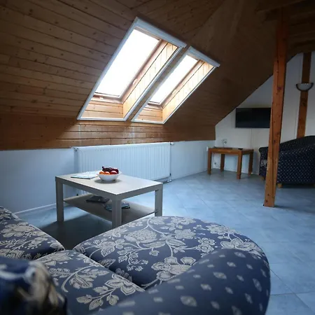 Apartment Gesztenye Vendeghaz