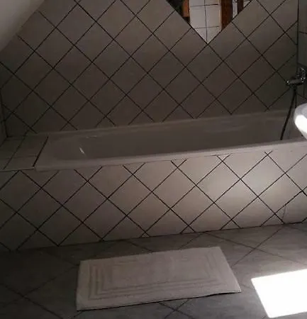 Gesztenye Vendeghaz Apartment Sagvar