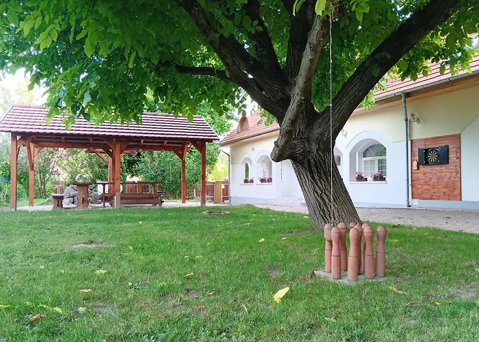 アパート Gesztenye Vendeghaz Ságvár